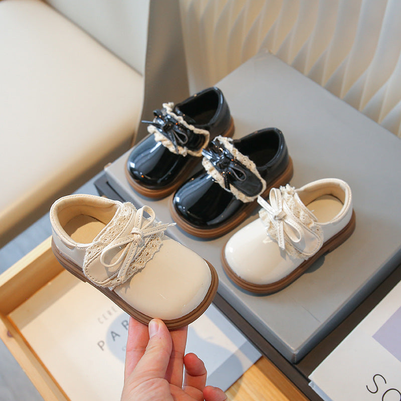 Iara shoe