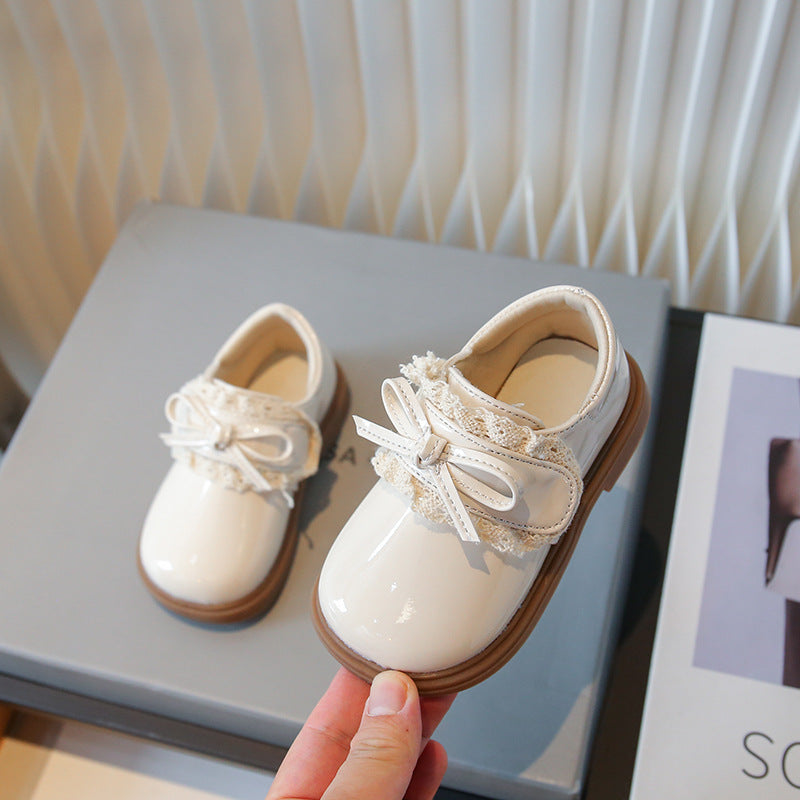 Iara shoe